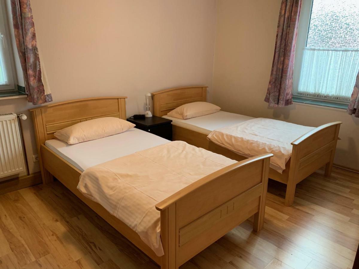 Hotel Cao Hemmingen  Екстер'єр фото